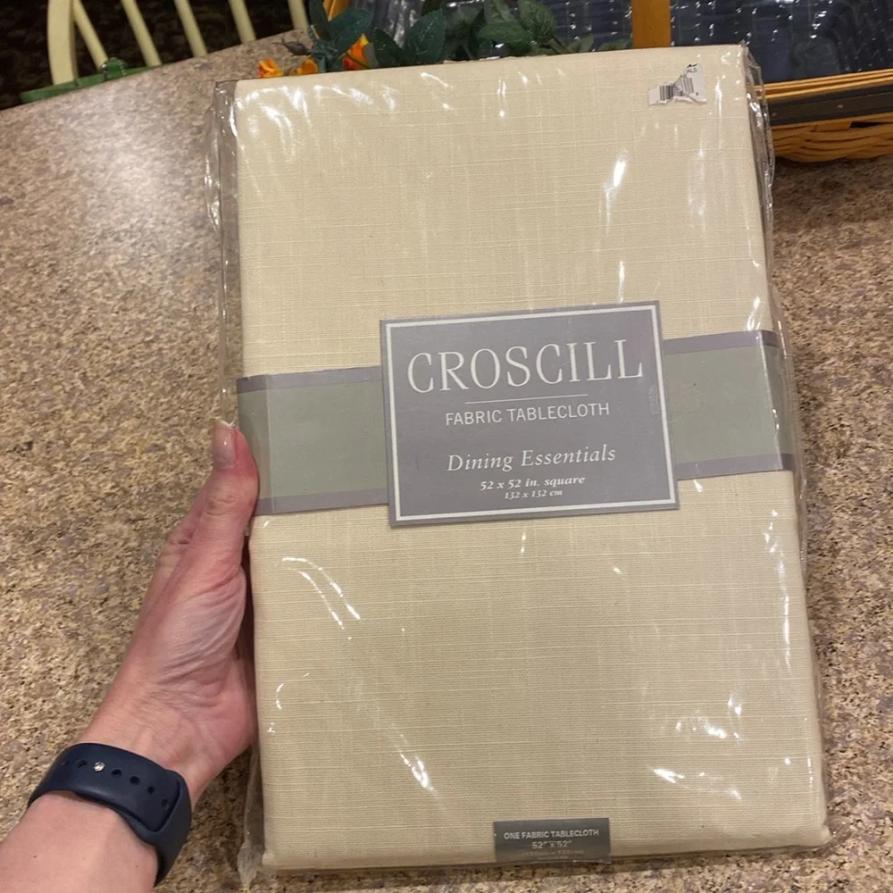 Croscill Home Fabric Tablecloth 52”x52” Square Cotton Polyester Blend Dining
